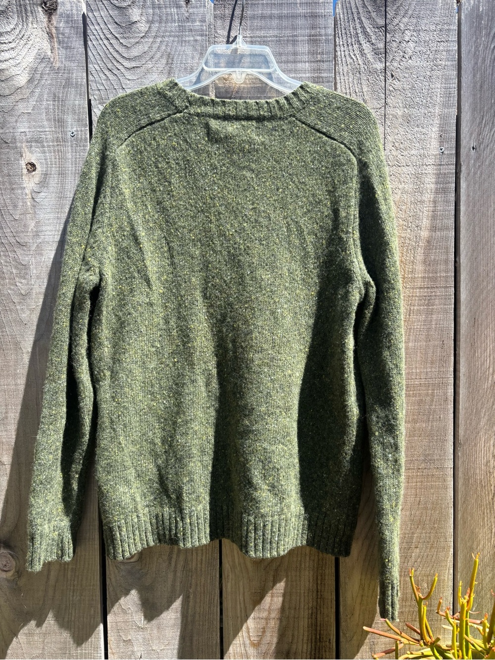Sweater - Picture 4 of 10